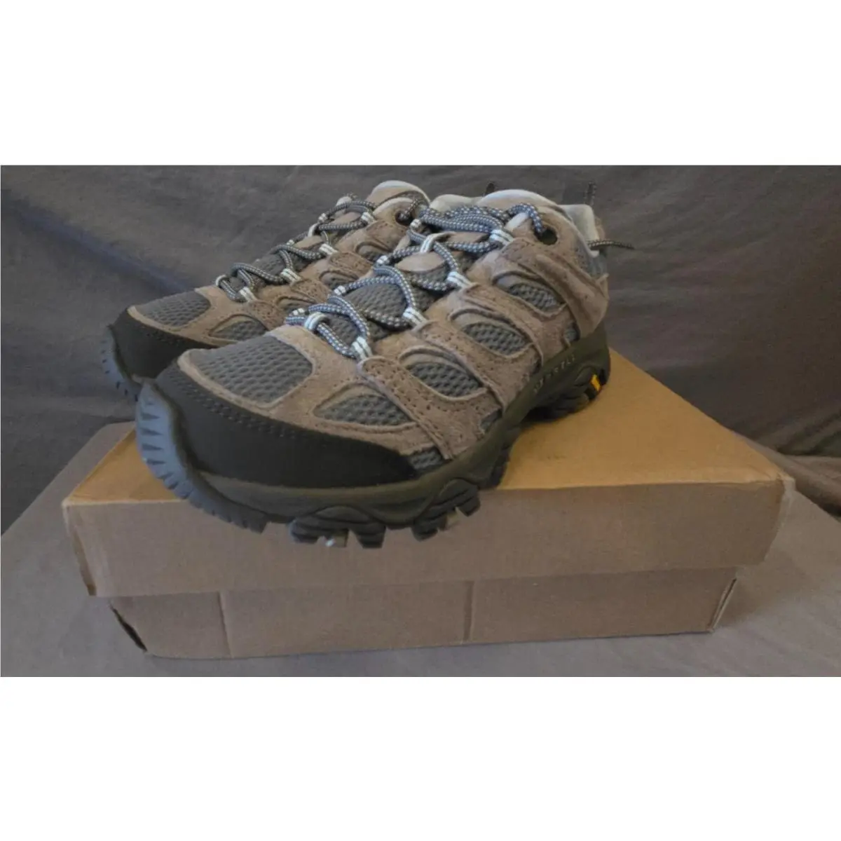 Merrell Women’s Moab 3 Smoke Fumes Hiking Shoes 7.5 Box Gray Trail