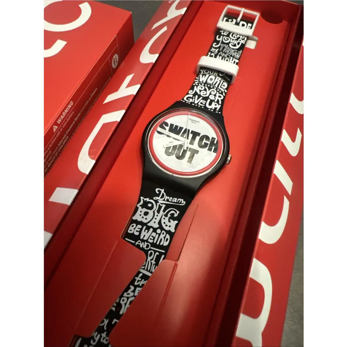 Swiss Swatch Originals Swatchout Black Silicone Watch 41mm SUOB160