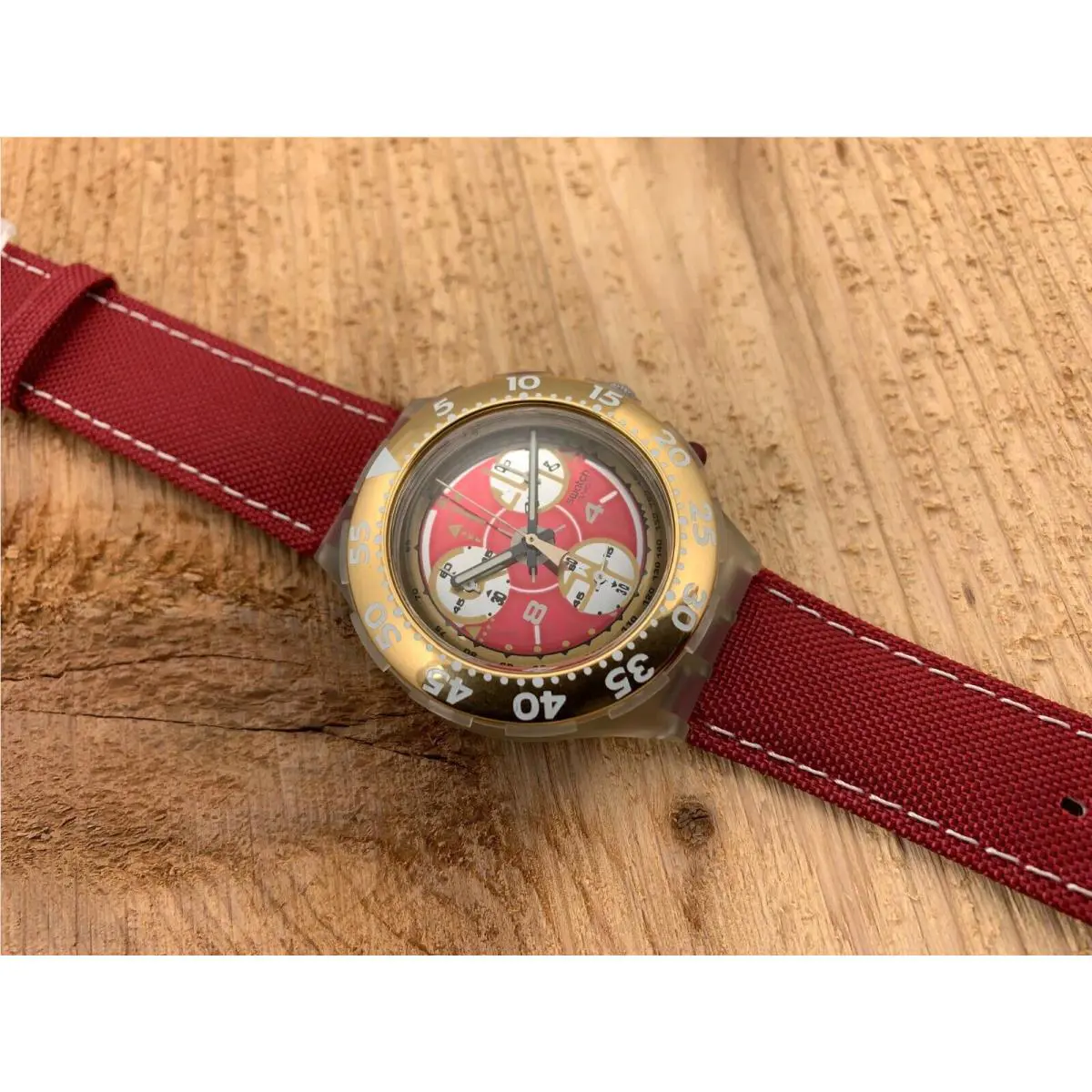Swatch Originals Midi Aquachrono SEK105 Red Sun Nos Box/paper/tag 1995