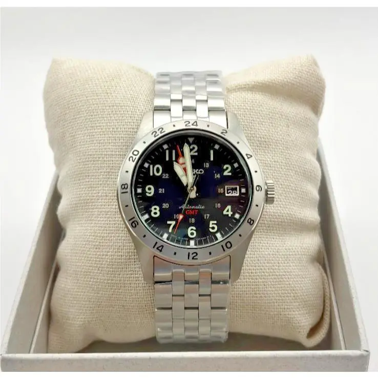 Seiko 5 Sports SSK023 Automatic Black Dial Date Display 10ATM Men`s Watch