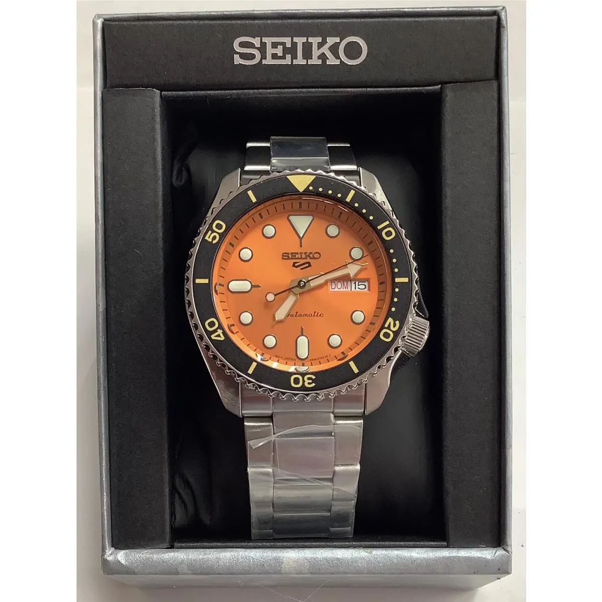 Seiko Men`s 5 Sport Series Orange Sunray Stainless Steel Automatic Watch SRPD59