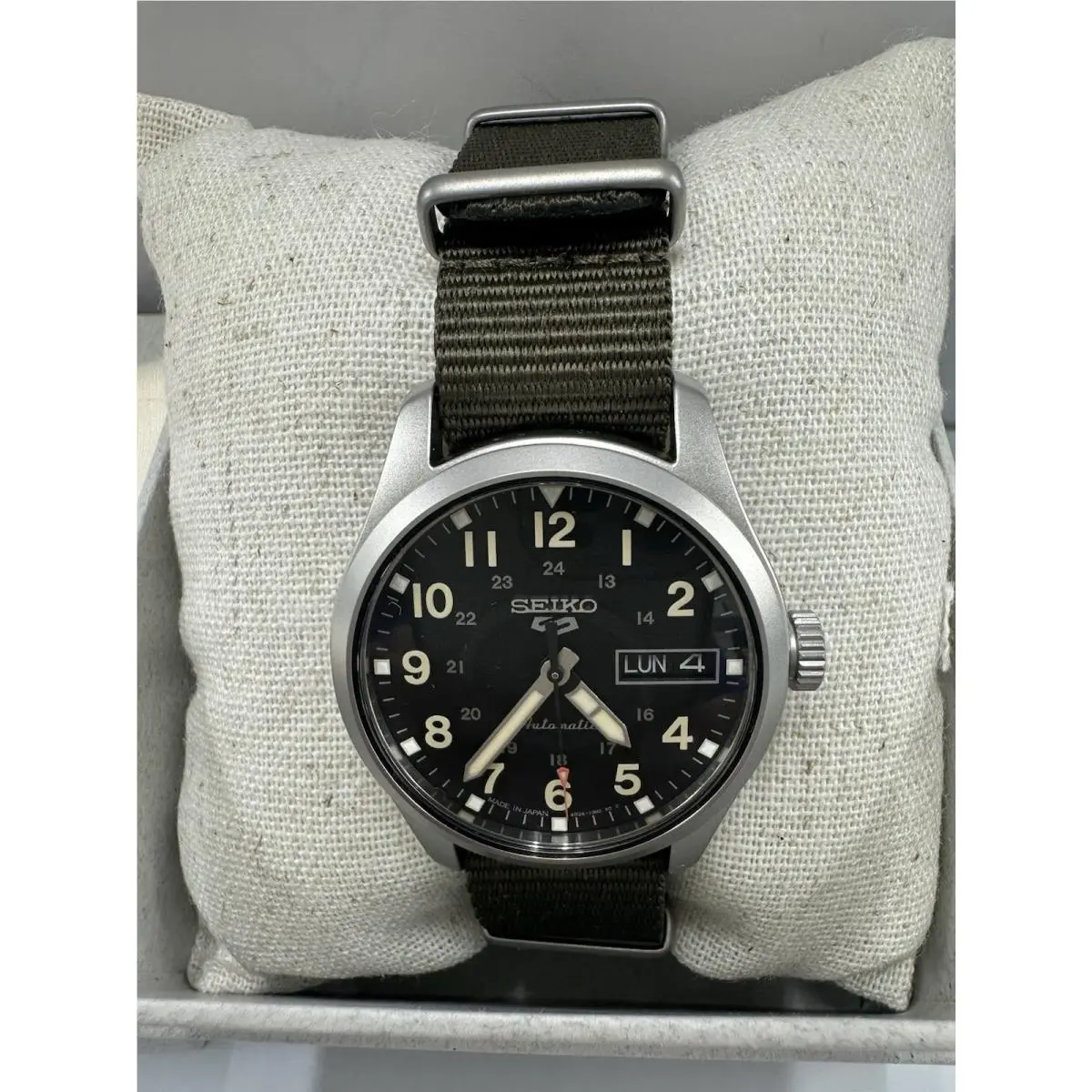 Seiko SRPJ85 Black Dial Nylon Band Automatic Men’s Watch - Dial: Black