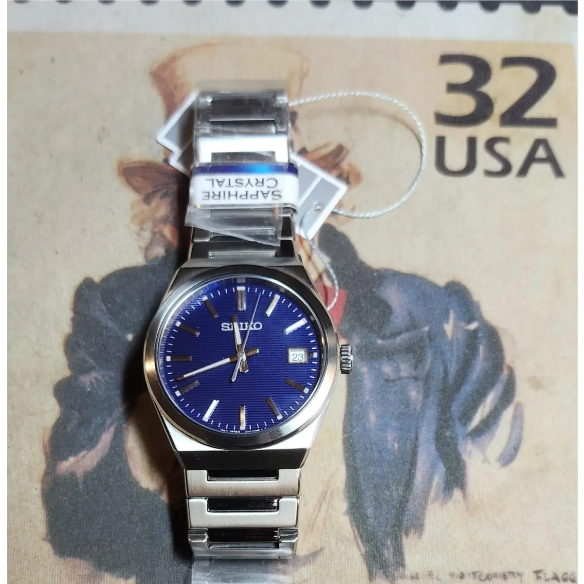 Seiko Men`s Classic Quartz Watch SUR555P1 with Blue Dial Sapphire Crystal