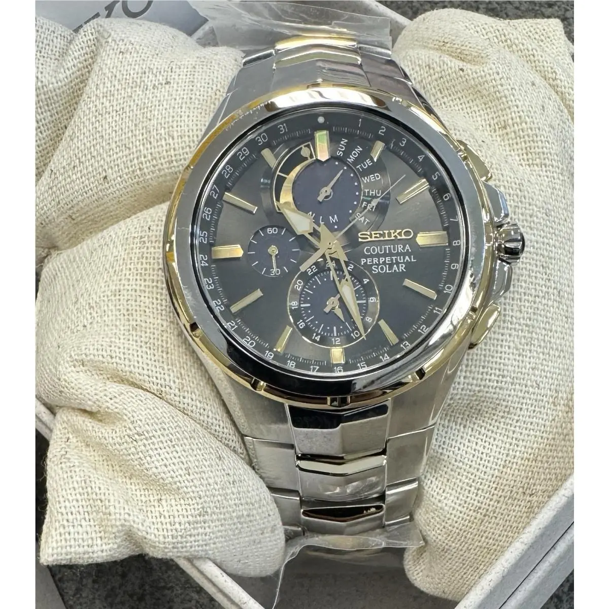 Seiko Coutura SSC376 Perpetual Solar Alarm Chronograph Two Tone Men`s Watch