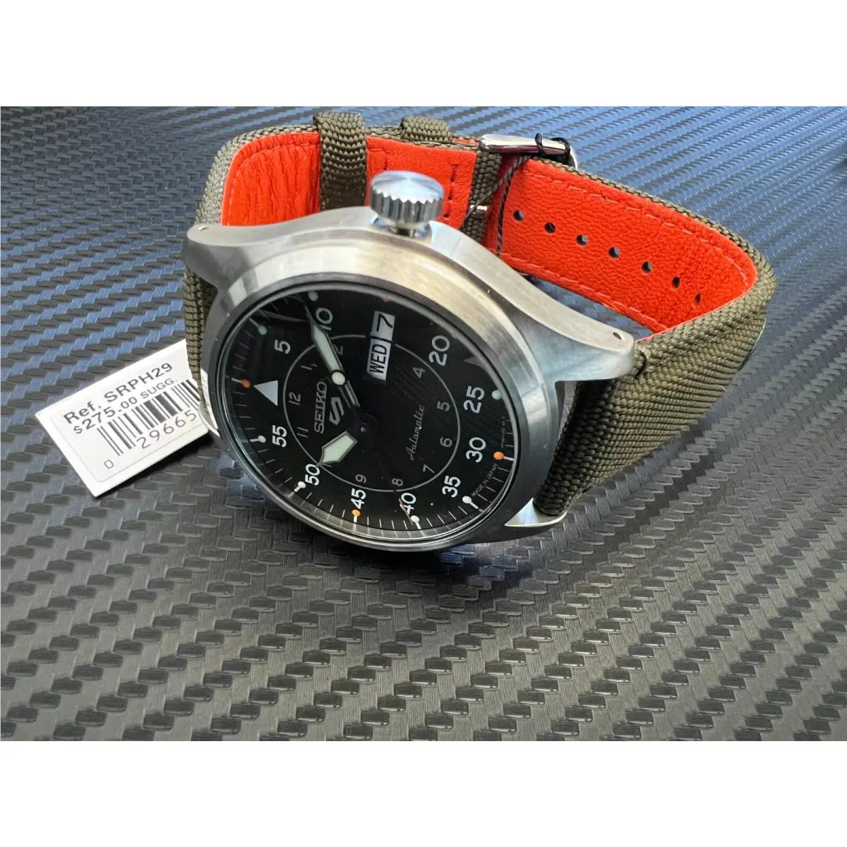 Seiko 5 Sports Japan Vintage Designs Worn by Early Pilots Green SRPH29-MINT
