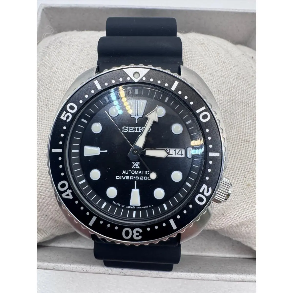 Seiko Prospex Automatic Divers Watch Black Silicon Strap SRPE93