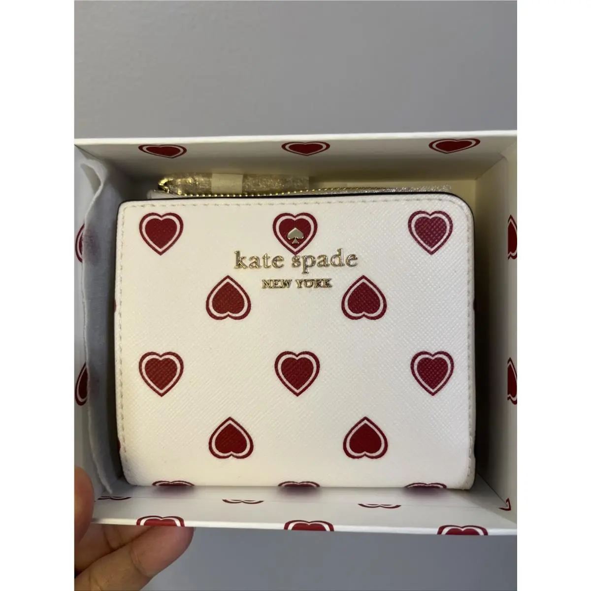 New Kate Spade Madison Heartfelt Geo Boxed Small L-zip Bifold Wallet Valentine