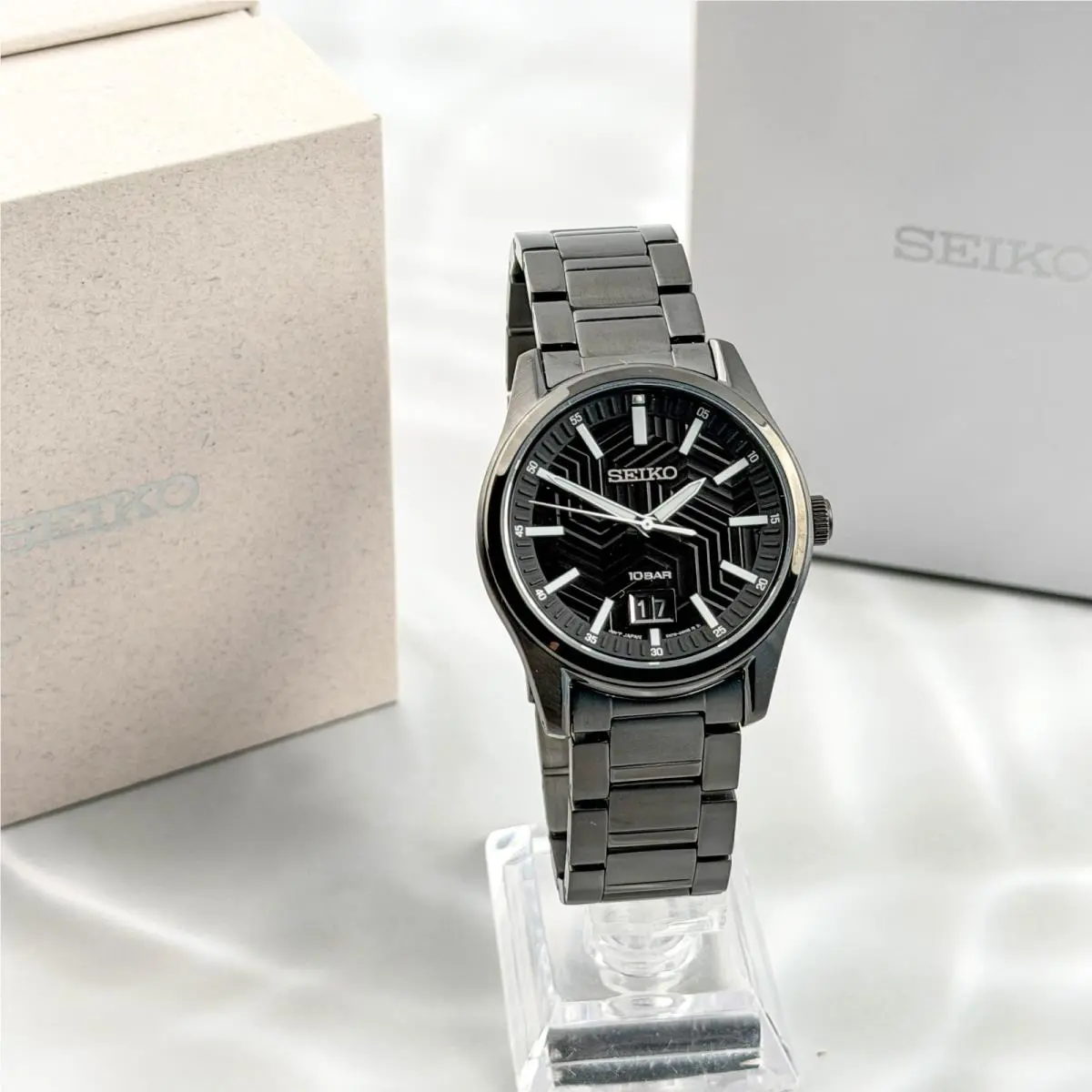 Essentials SUR515 Men`s Black Dial Stainless Steel Strap Quartz Watch 40mm by Seiko