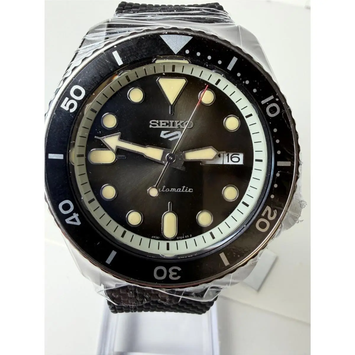5 Sports SRPD73K2 Automatic Men’s Watch by Seiko
