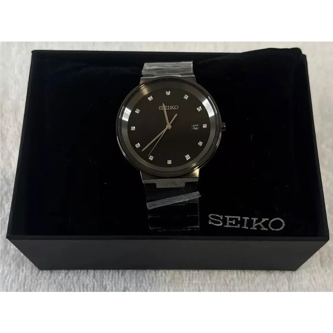 Seiko Men`s Essentials Black Sunray Stainless Steel Watch SUR489