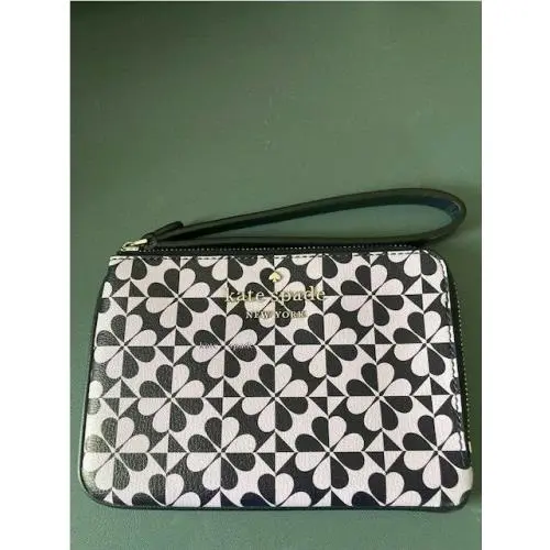 Kate Spade New York Wristlet/wallet