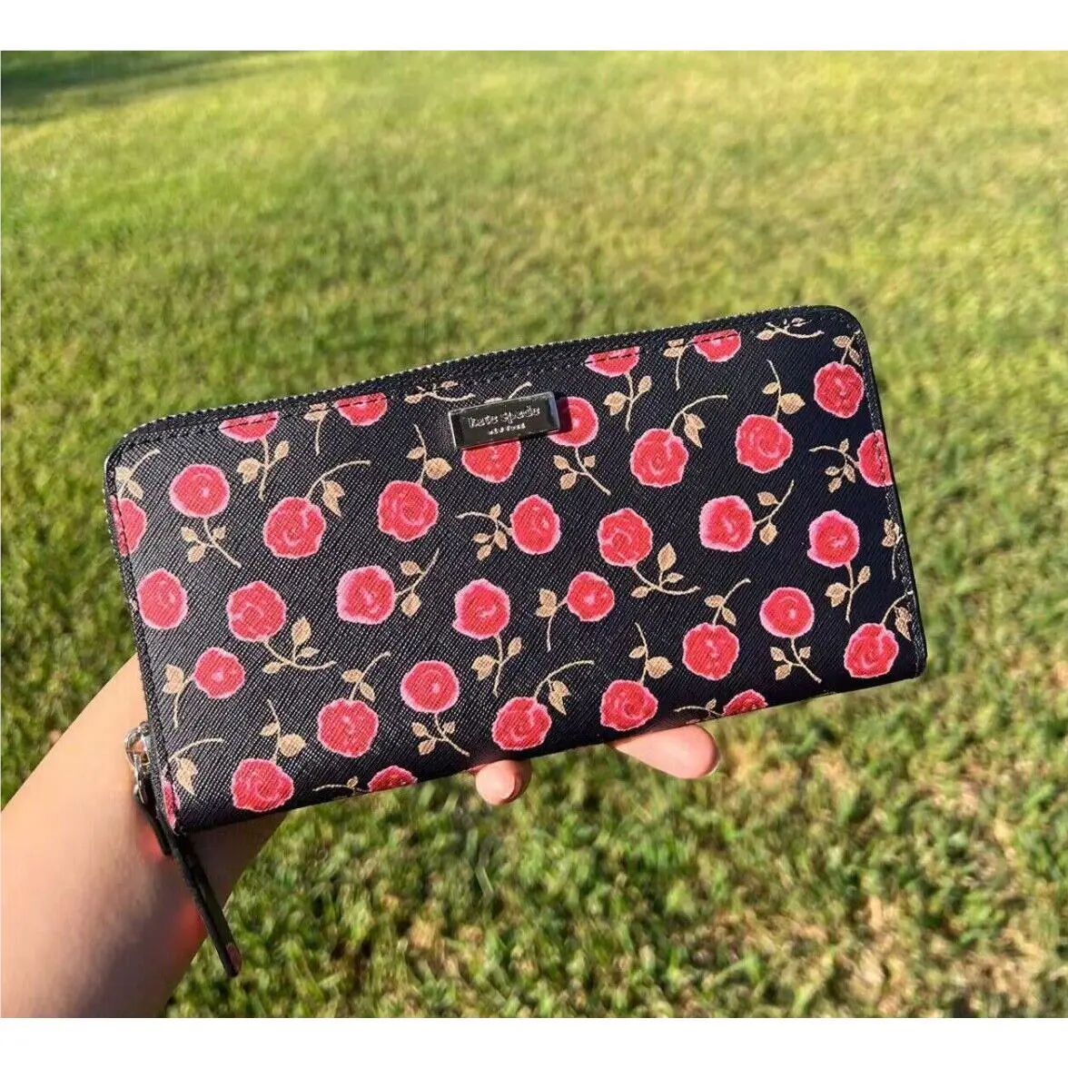 Kate Spade New York Laurel Way Neda Zip Wallet Clutch Hazy Rose WLRU5058