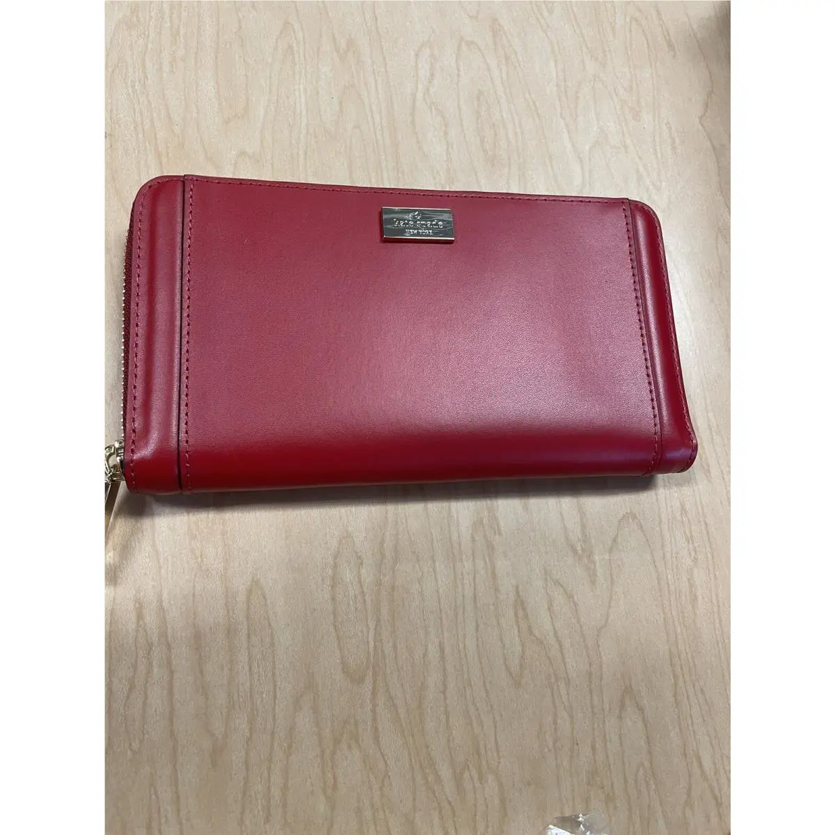 Kate Spade Pillbox Red Regatta Court Megan Zip Around Wallet Leather New