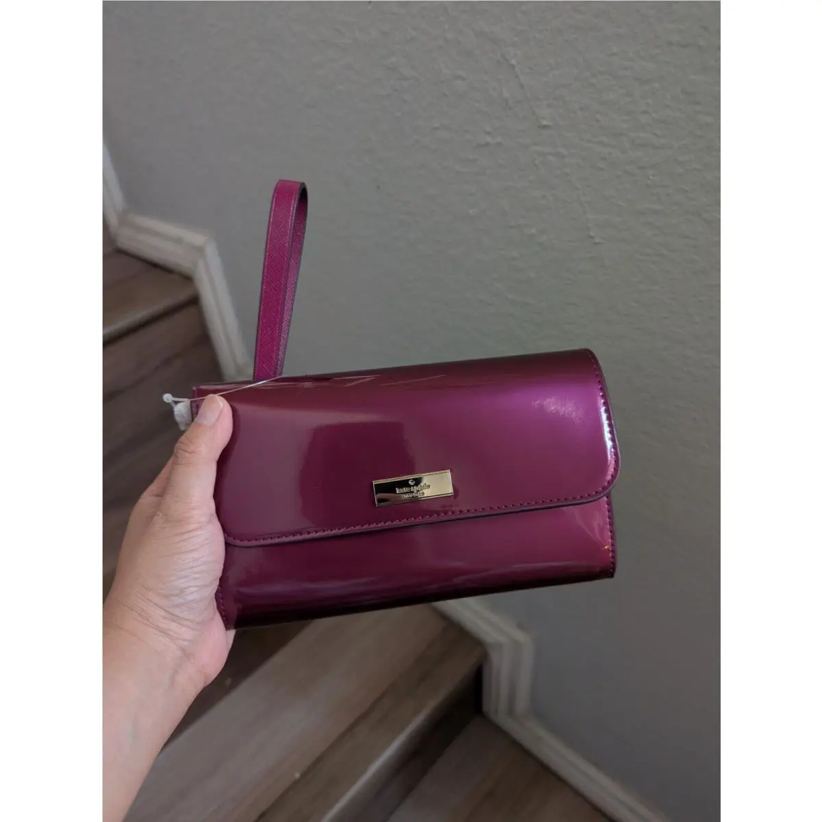 Kate Spade KJ015 Kenzie Boxed Medium Flap Wristlet In Dark Raspberry