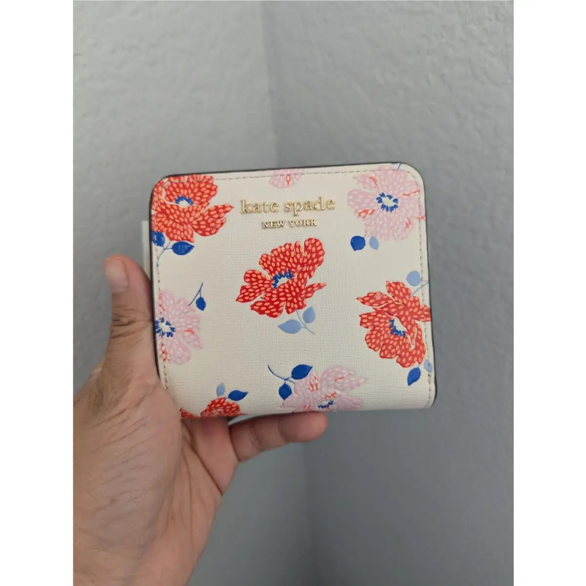 Kate Spade Morgan Dotty Floral Embossed Small Compact Wallet White Multi