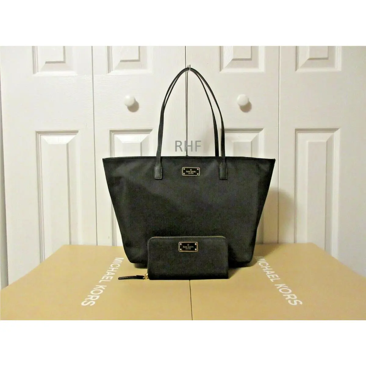 Kate Spade NY Blake Avenue Margareta Large Travel Tote and Neda Wallet Set