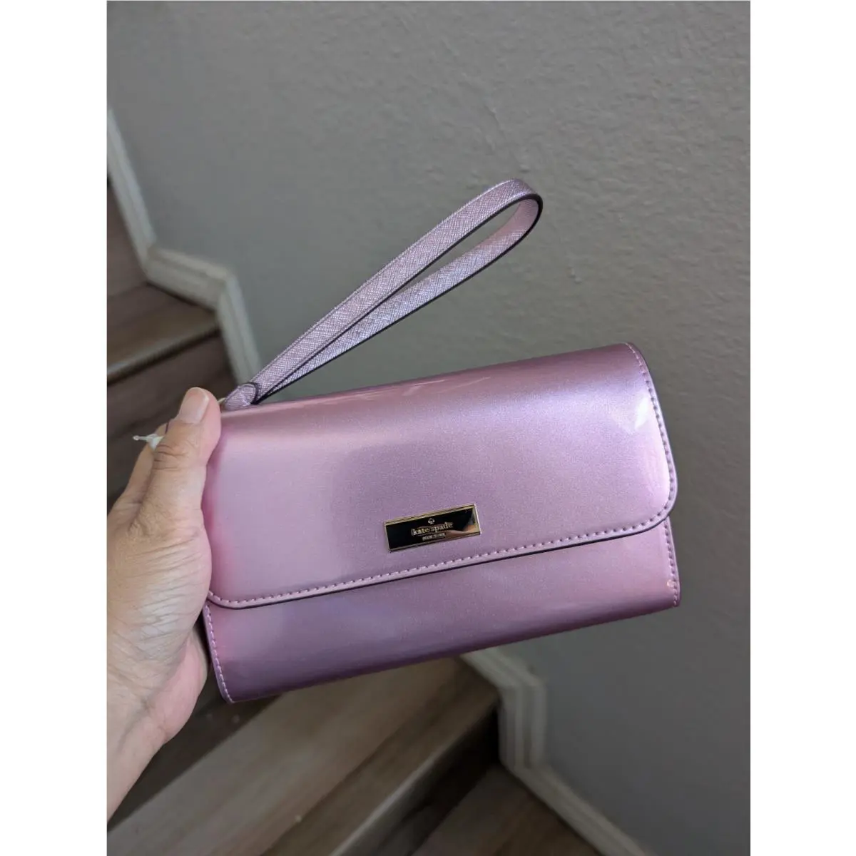 Kate Spade KJ015 Kenzie Boxed Medium Flap Wristlet In Quartz Pink