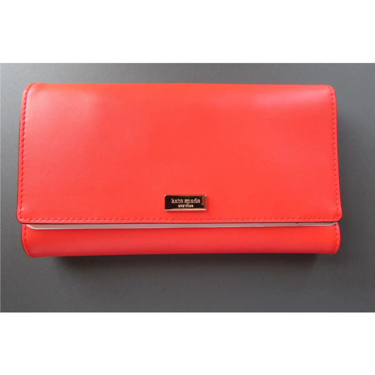 Kate Spade New York Travel Wallet Alexander Ave Phoenix Pomelo Red New