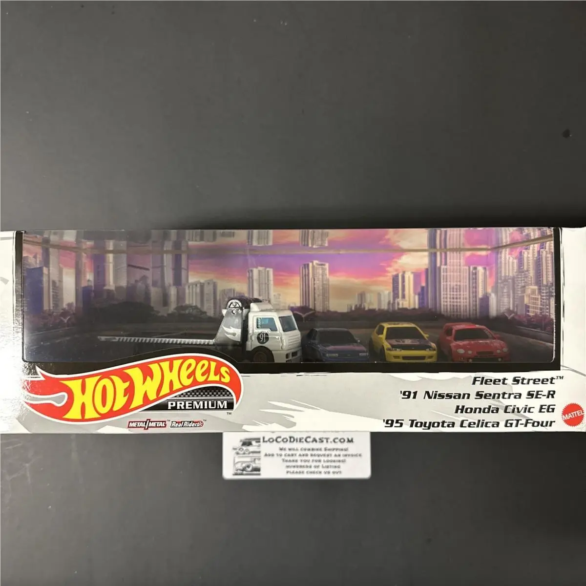 Hot Wheels Premium Fleet Street 91 Nissan Honda EG 95 Toyota Celica Diorama