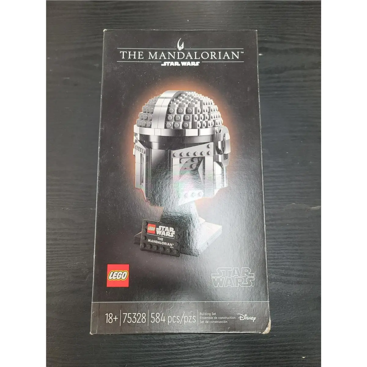 Lego Star Wars: The Mandalorian Helmet 75328 Set