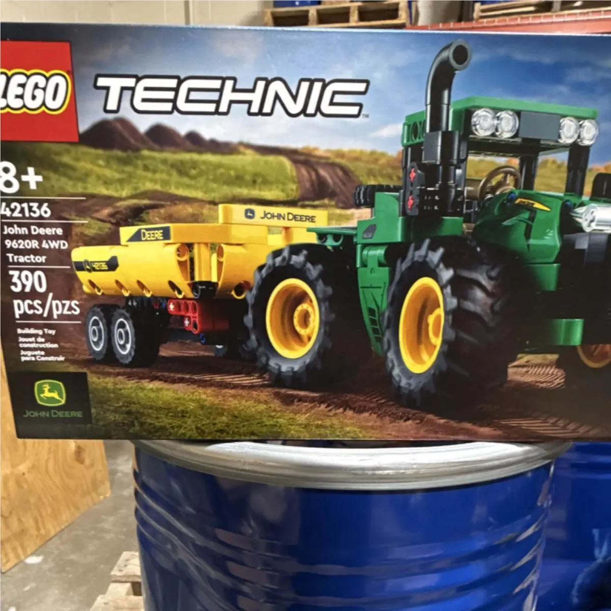 Lego Technic 42136John Deere 9620R 4WD Tractor 390 Pcs Box