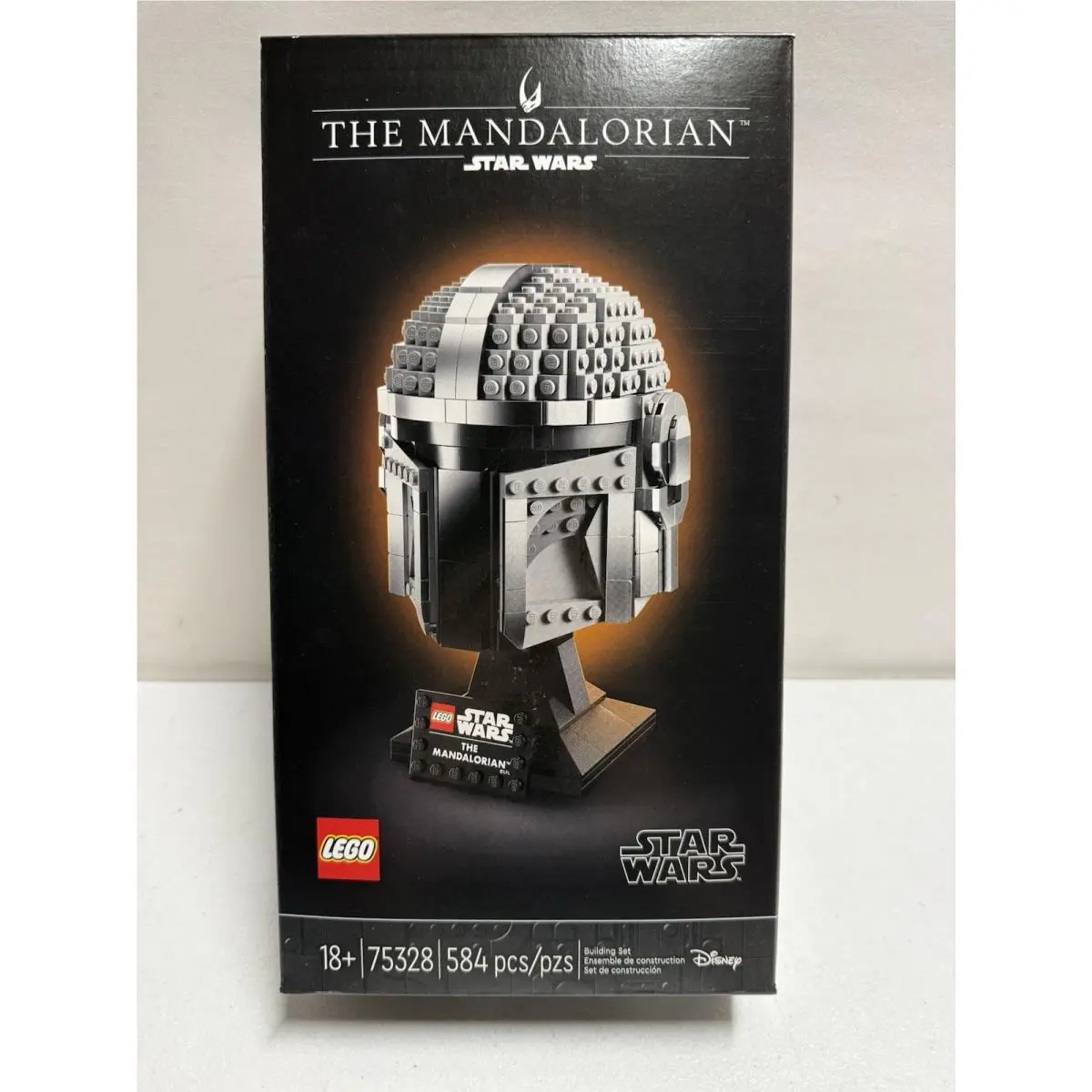 Lego Star Wars 75328 The Mandalorian Helmet 584 Pieces