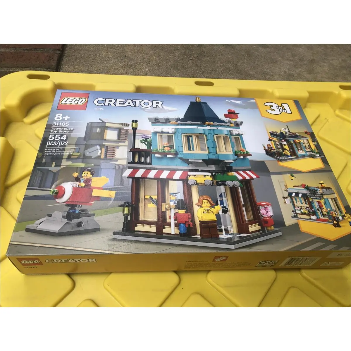 Lego Creator 3in1 Townhouse Toy Store 31105 Cool Buildable