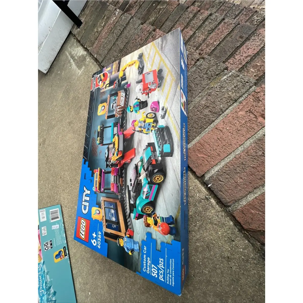 Lego City Custom Car Garage 507 Pieces Building Toy Set