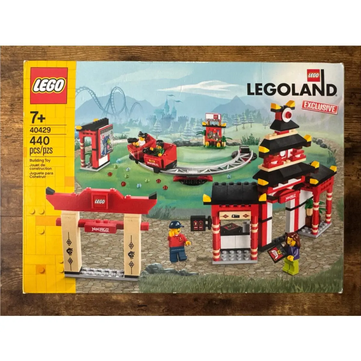 Lego Promotional: Ninjago World 40429