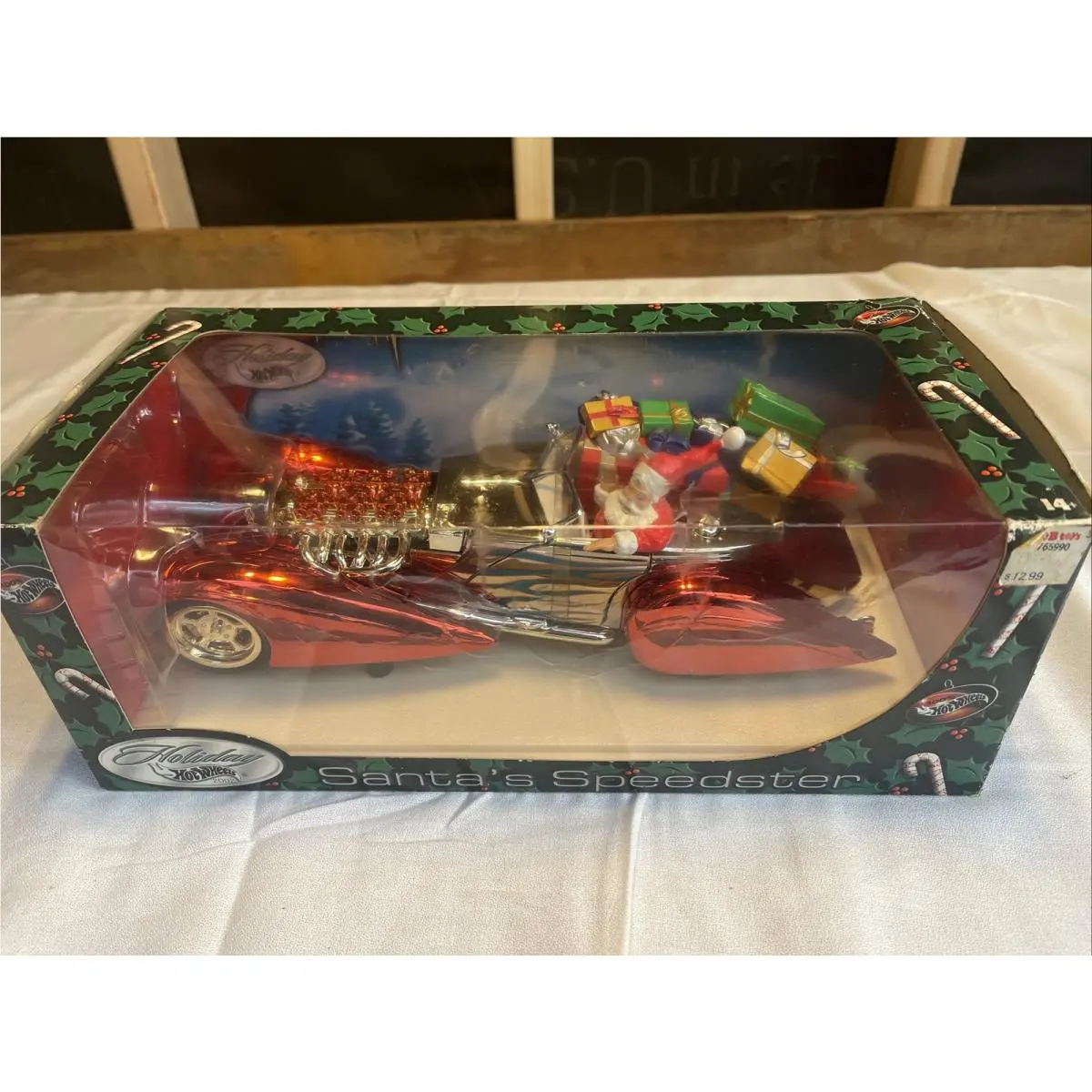 2002 Holiday Hot Wheels 1/18 Scale Diecast 55635 Speedster Santa`s