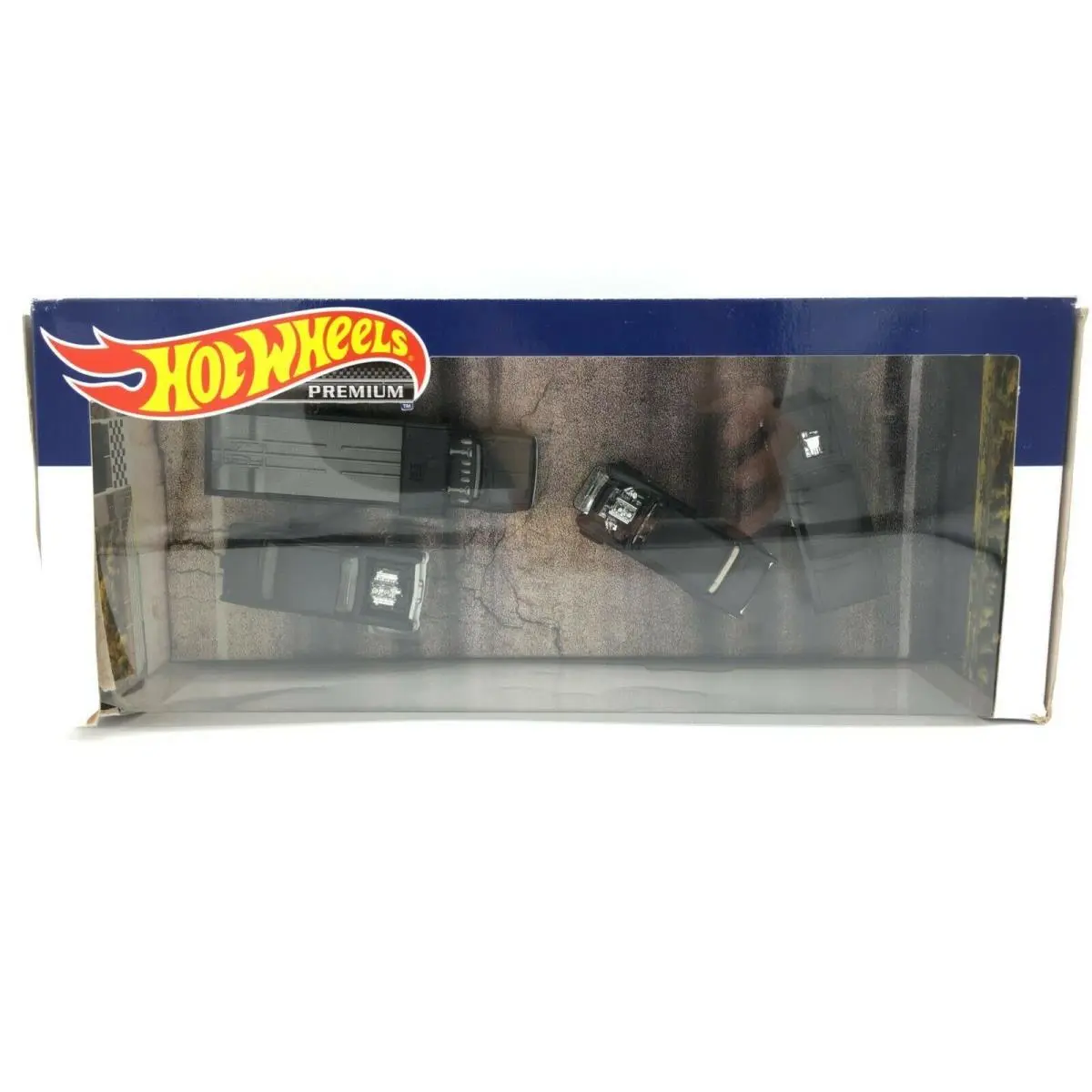 Hot Wheels Premium Collector Sets 3 Die-cast Cars+1 Team Transport Vehicle