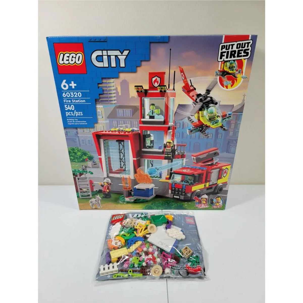 Lego City Fire Station 60320 + Spring Fun Vip Add-on Pack Polybag 40606