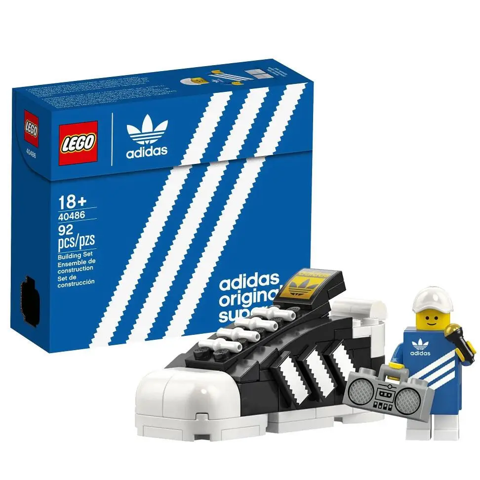 Lego 40486 - Mini Adidas Originals Superstar Sneaker Shoe