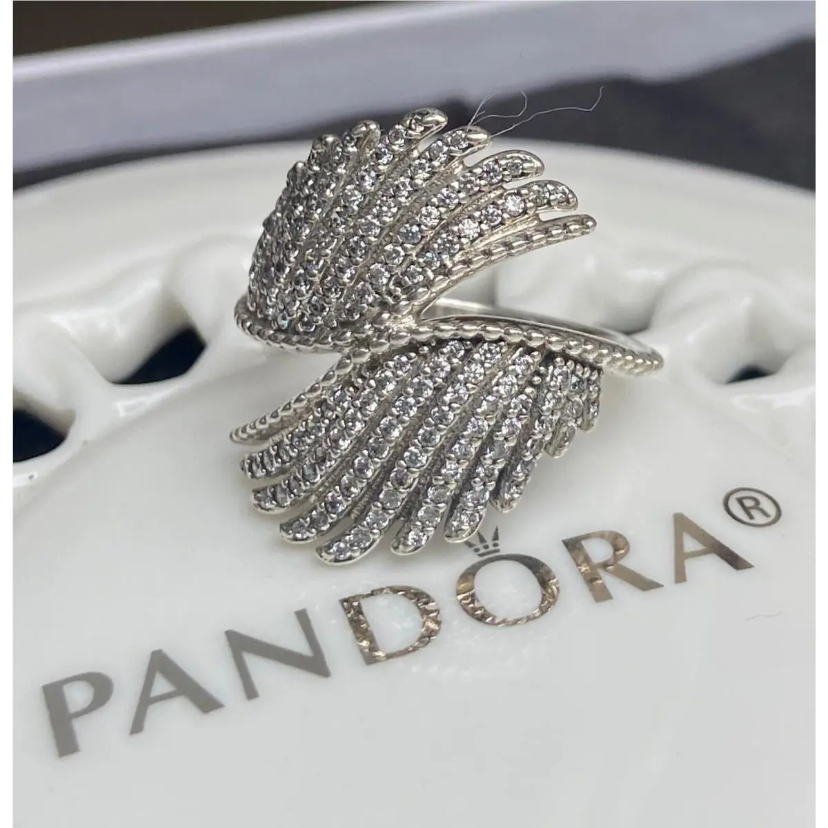 Pandora Majestic Feathers Ring 190960CZ