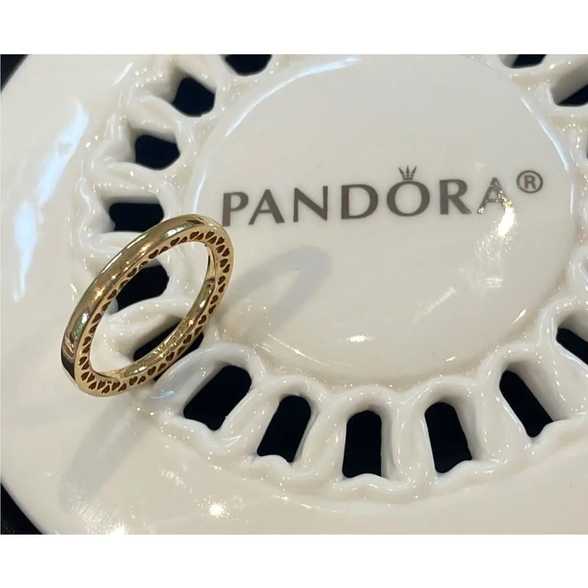 Pandora 14K Gold Classic Hearts of Pandora Ring 156238