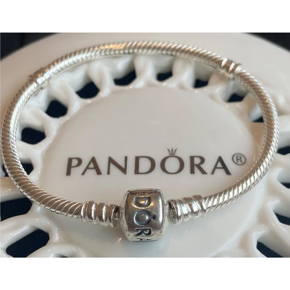Pandora Moments Snake Chain Bracelet 590702HV