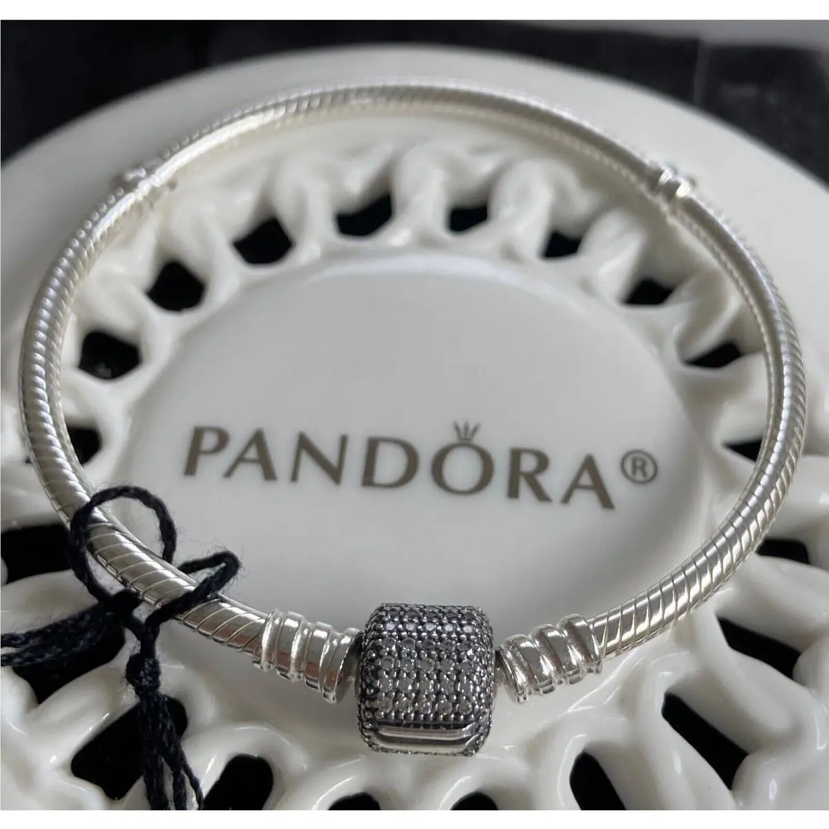 Pandora Moments Sparkling Pave Clasp Bracelet 590723CZ