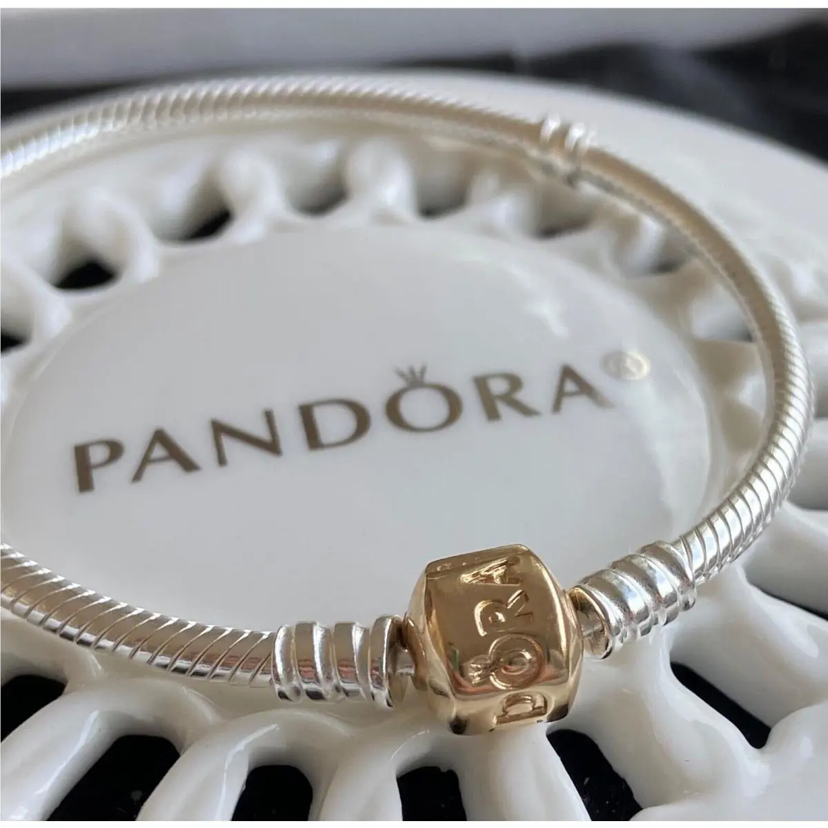 Pandora Moments Snake Chain Bracelet 590702HG