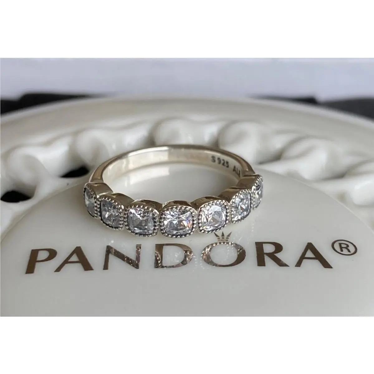 Pandora Alluring Cushion Ring 191019CZ