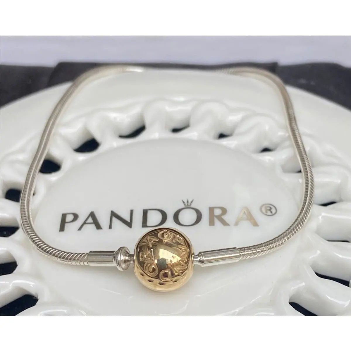 Pandora Essence Bracelet 596003