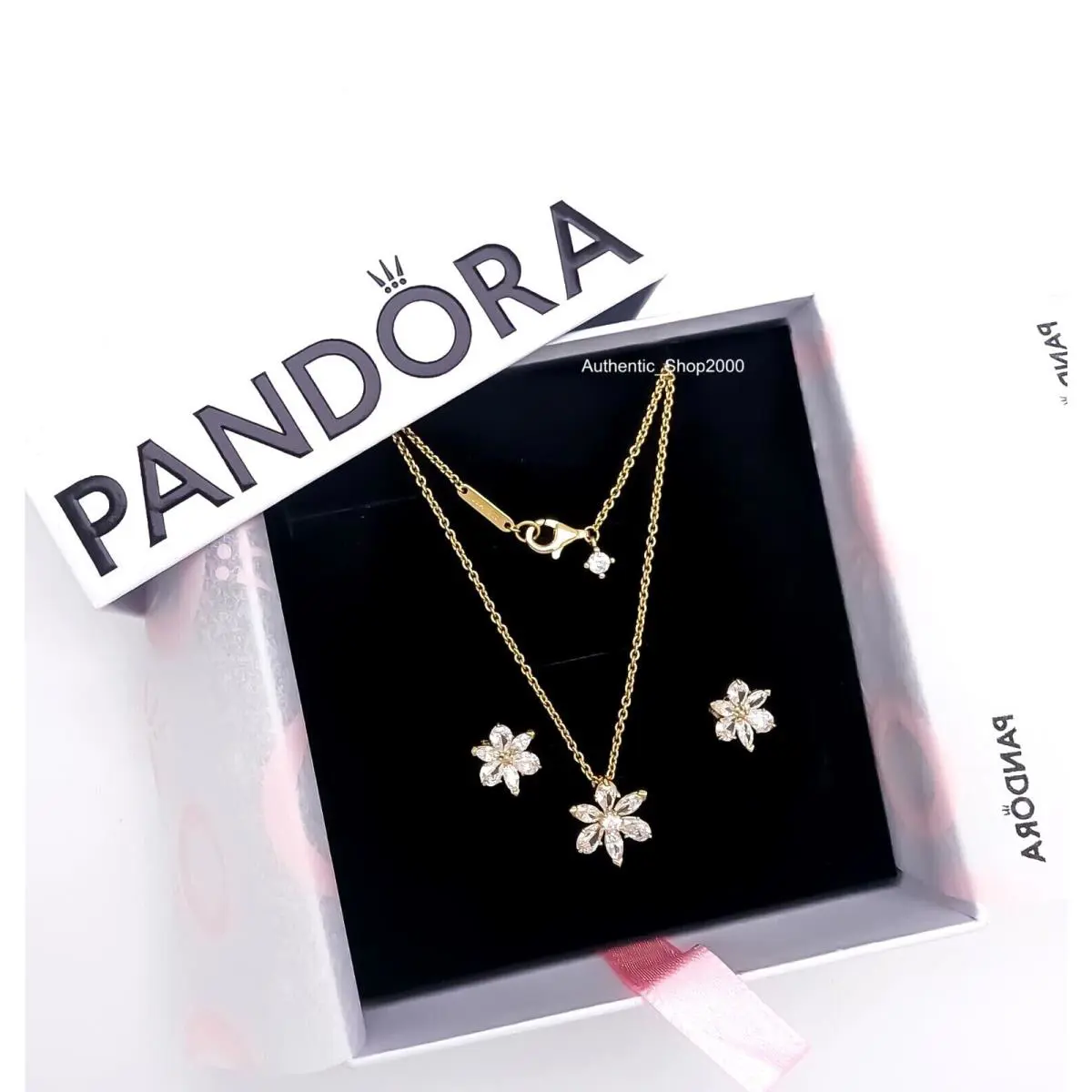 Pandora 14k Gold P Sparkling Herbarium Necklace + Earring Gift Set B802280