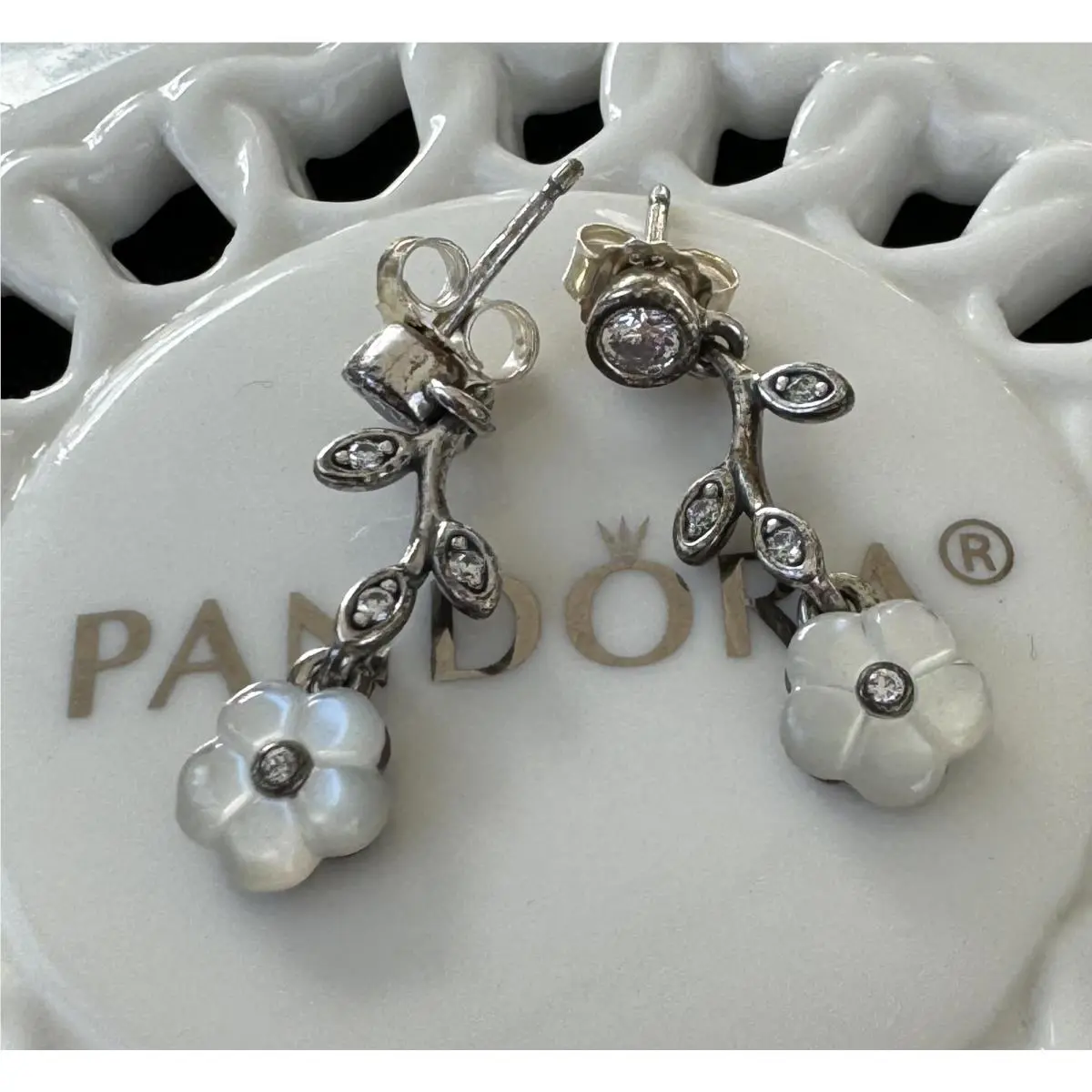 Pandora Luminous Florals Drop Earrings 290699MOP