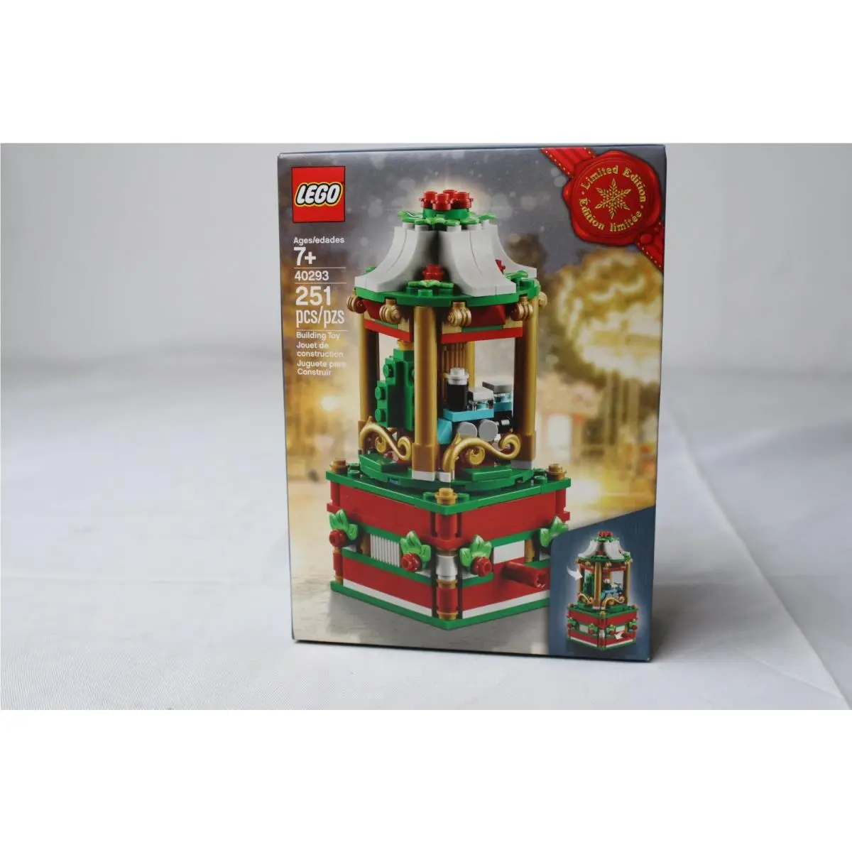 Lego Seasonal Christmas Carousel 40293 251pcs Retired