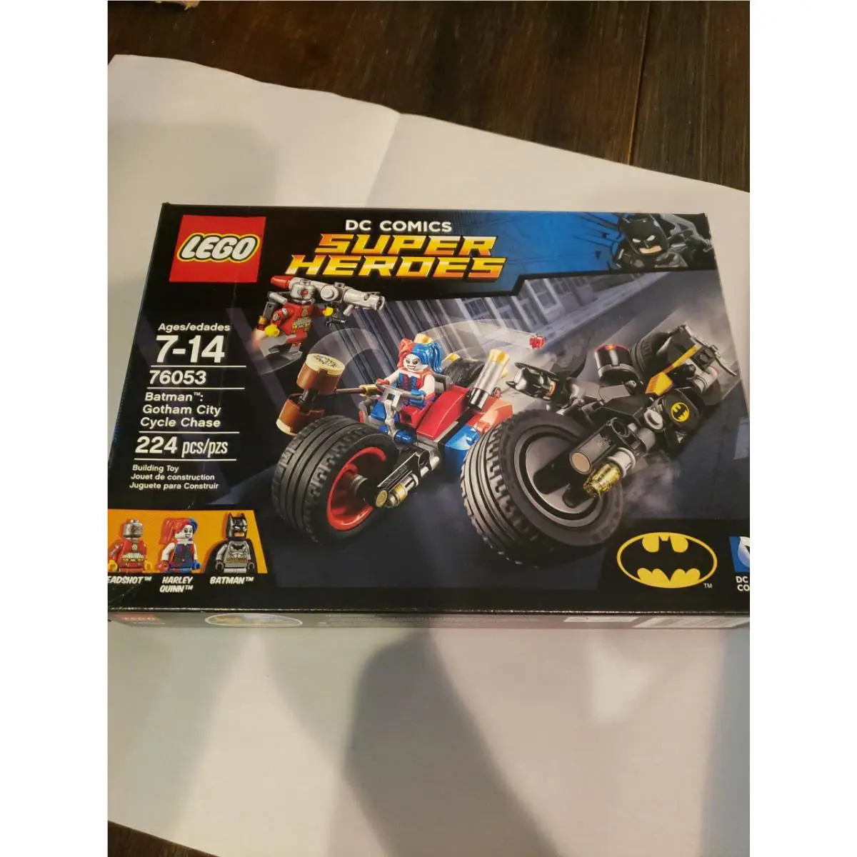 Lego DC Comics Super Heroes: Batman Gotham City Cycle Chase Set 76053
