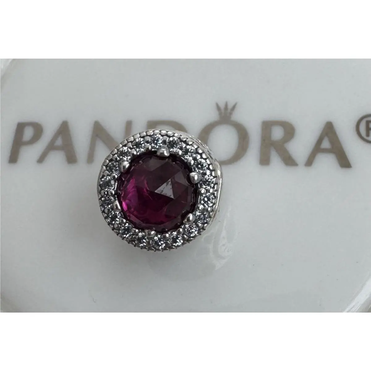 Pandora Essence Passion Charm 796441SRU