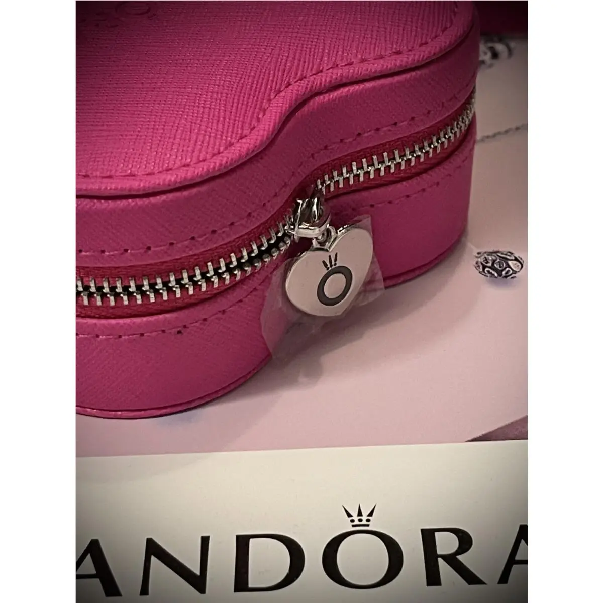 Heart Shaped Jewelry Box W/bonus Polishing Cloth N24VDAYGWP001 by Pandora