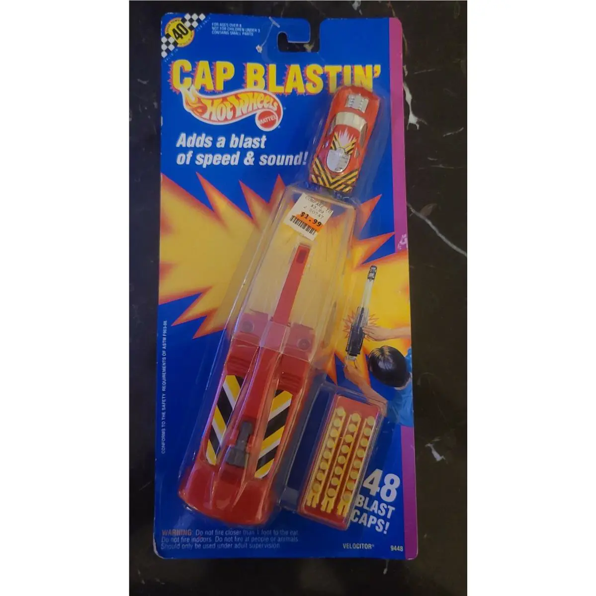 1991 Hot Wheels Cap Blastin` International 9448 Red with 48 Caps Very Rare