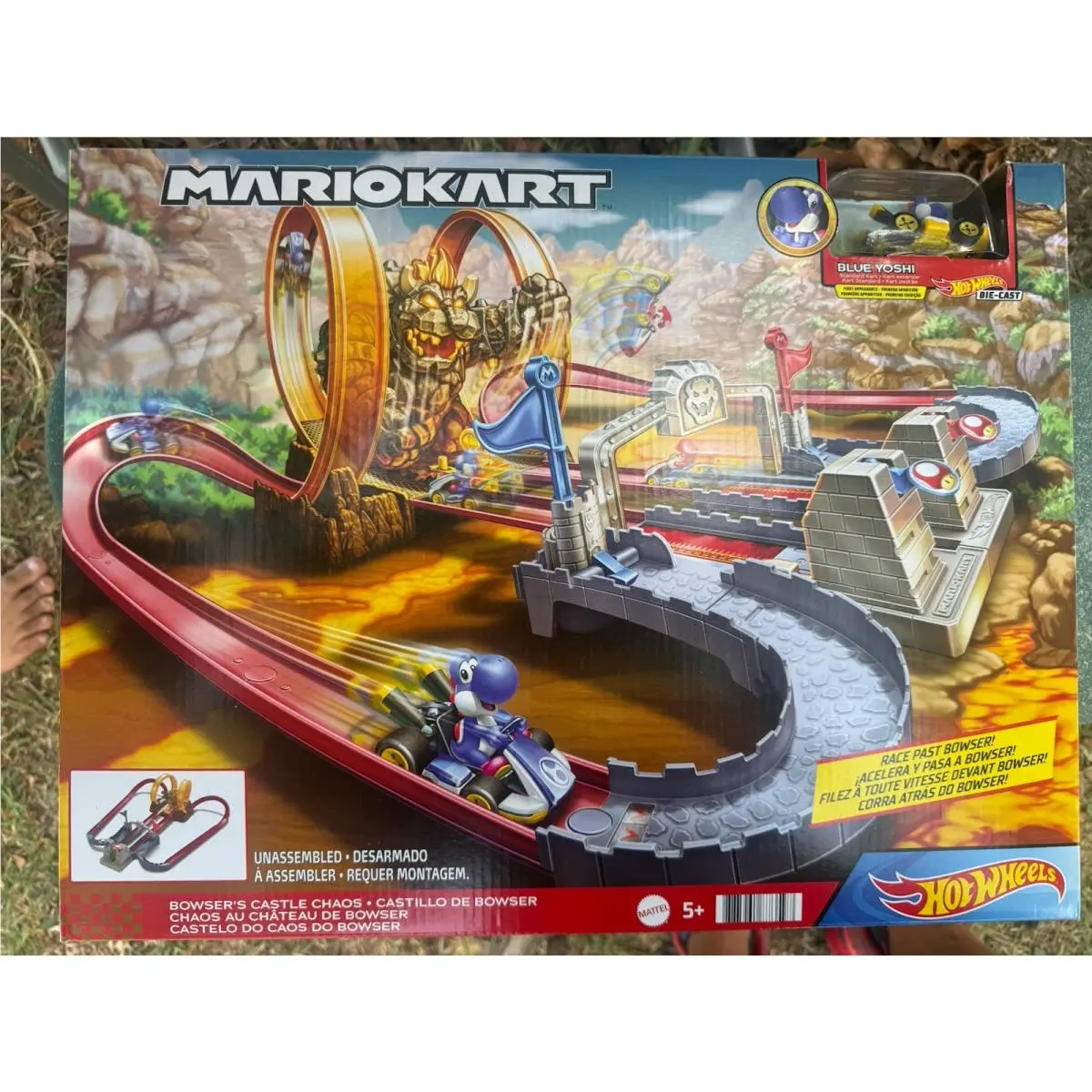 Hot Wheels Mariokart Bowsers Castle Chaos Playset