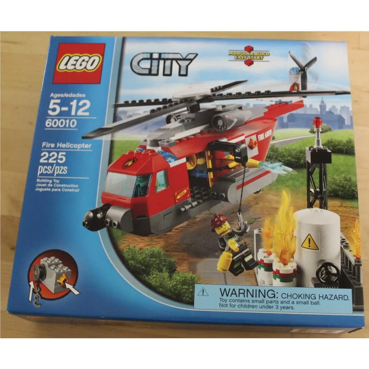 New/shelf Wear Lego City 60010 Fire Helicopter 2013