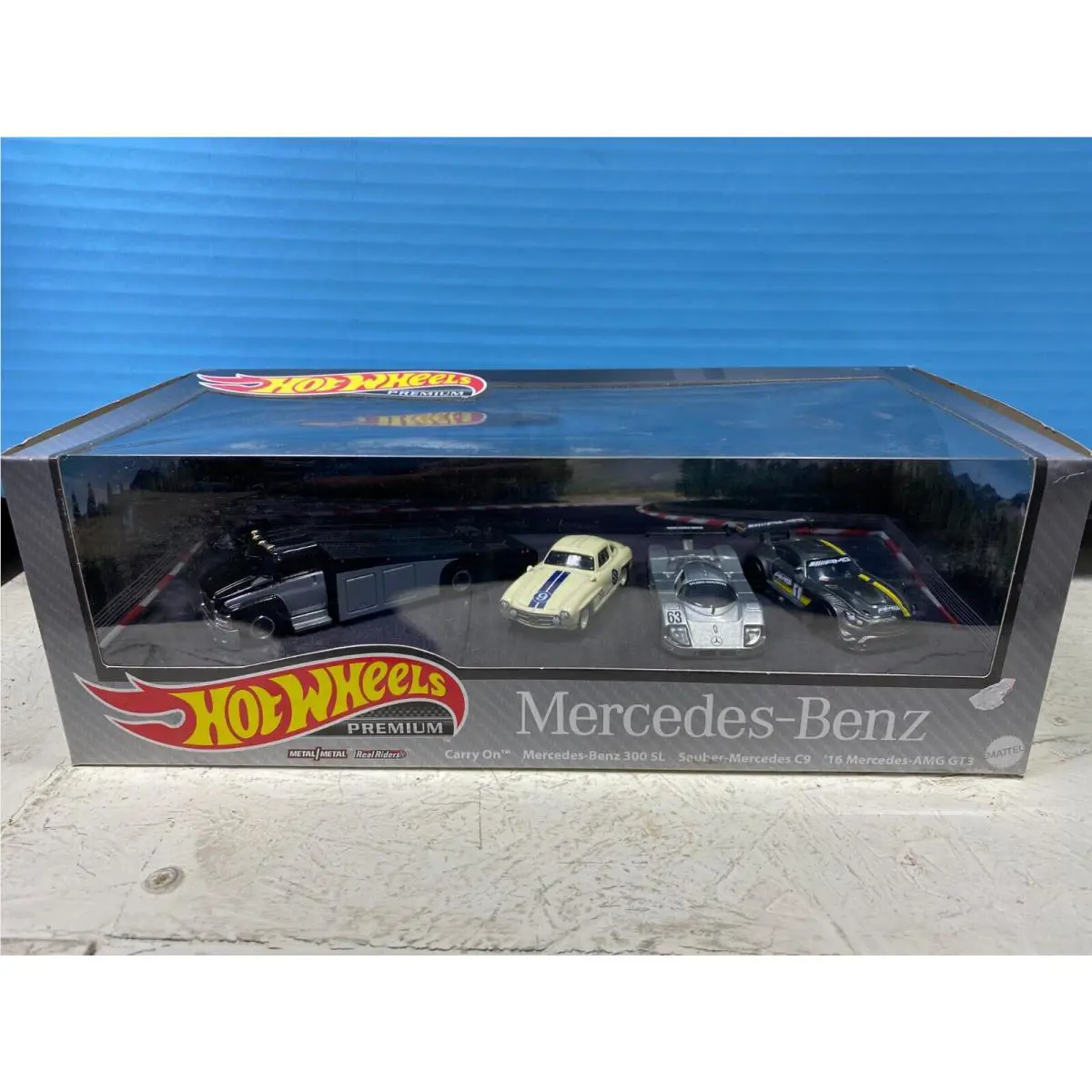 1/64 Hot Wheels Premium Real Riders 3 Mercedes Carry ON 4 Car Set 300SL Sauber